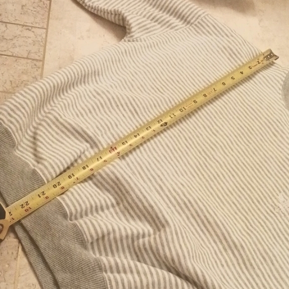 Vintage women's sweatshirt brand- ROW G, sz Large. Light yellow/gray str… - Picture 12 of 15